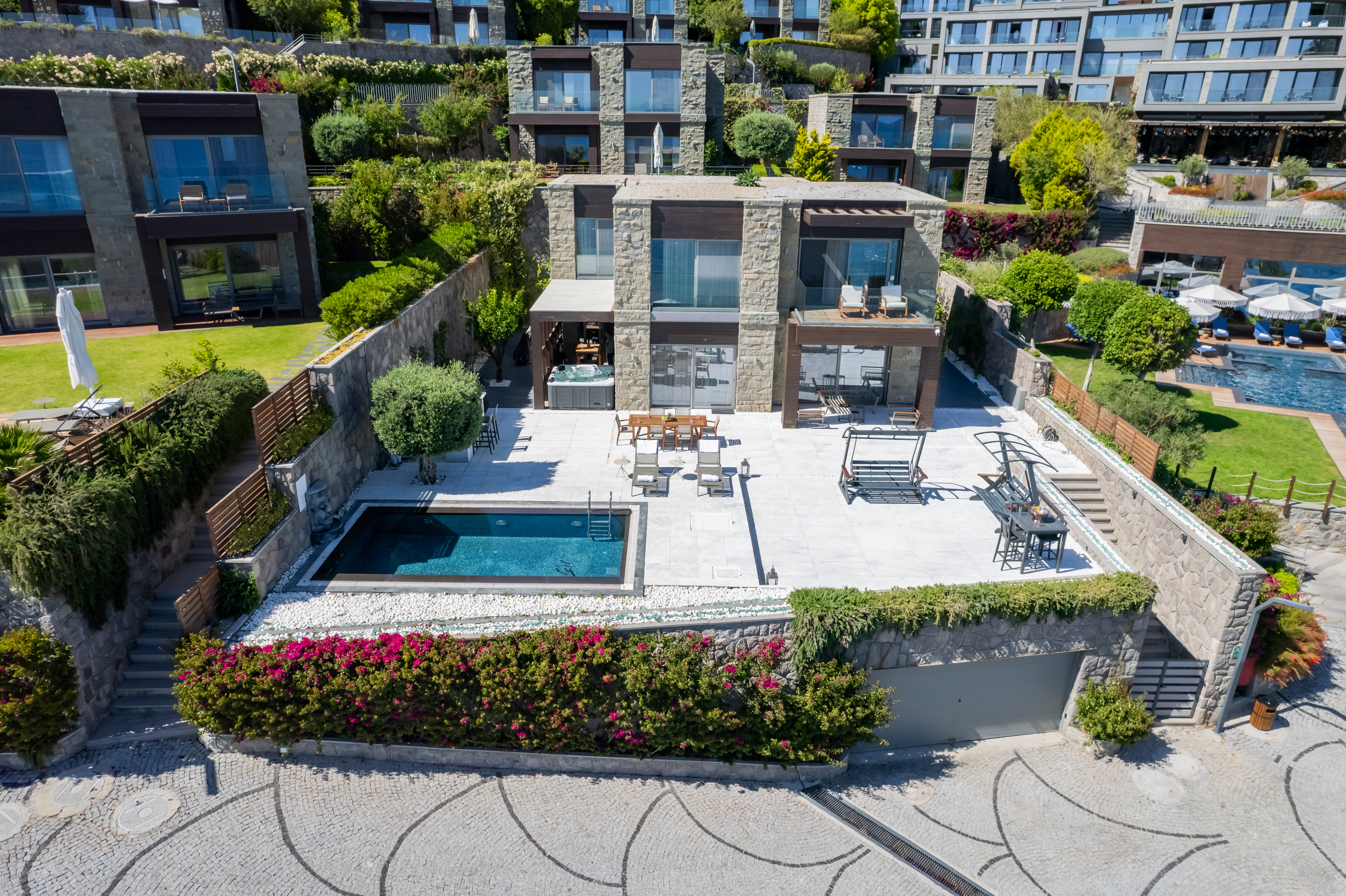Haremtan Koyu’nda Denize On Adım: Özel Havuzlu 6 Yatak Odalı Lüks Villa — Bodrum Merkez görsel 2